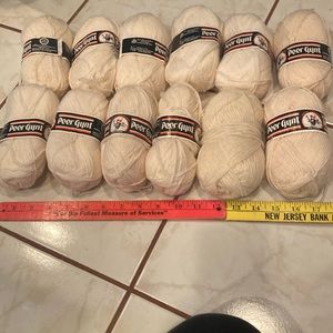 NWT, NWOT & Vintage Peer Gynt 12 Skeins White & Off-white 100% Norwegian Wool